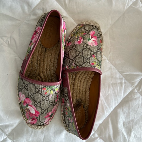 Gucci Flower Espadrilles - Picture 2 of 4